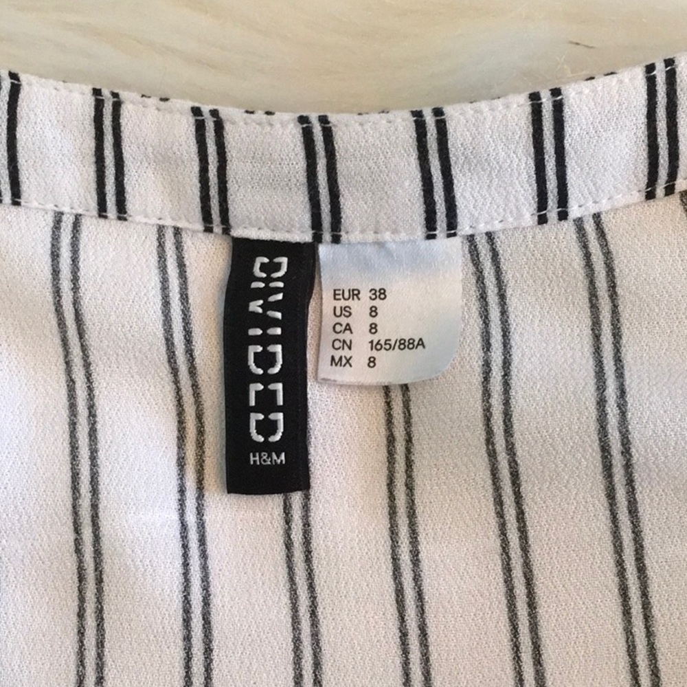 Divided Stripe Button Down Top Sz 8 - image 5